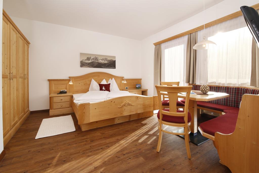 Hotel Hubertusstube Лайон Екстериор снимка